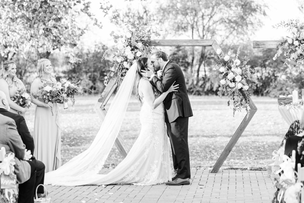 Topeka Kansas Wedding Venue, The Brownstone, by Topeka Wedding Photographer Sarah Riner Photography